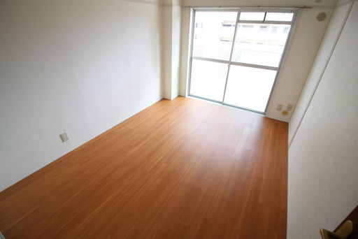 サンライフつちやの居間・リビング