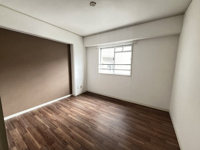 甲南サンシティー三宮の洋室