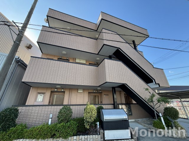 サザンクロス深井中町の外観