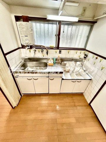 玉串町東3丁目テラスハウスのキッチン