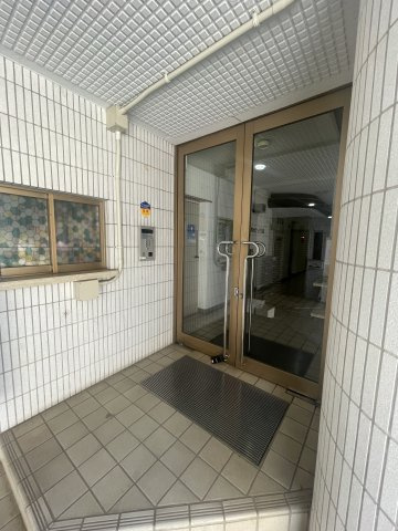 落合ミュージックハイムのエントランス