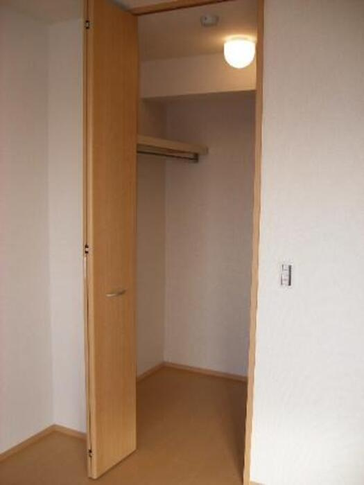 グランメールの収納|ウォークインクローゼットなので収納豊富です★