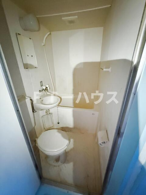 b’CASA八千代台Ⅲre-bornのトイレ