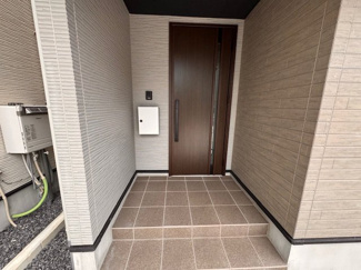 【玄関】 | LIGARE名古屋市北区柳原1期全4棟【仲介手数料無料　清水小　八王子中】 | LINEから簡単お問合せ可能！
友達検索で@nqk7328tです！。