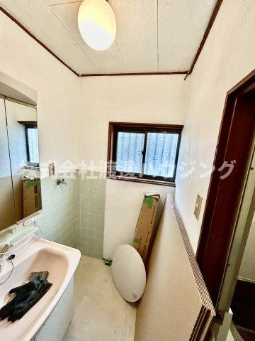 東山町一戸建のその他|窓