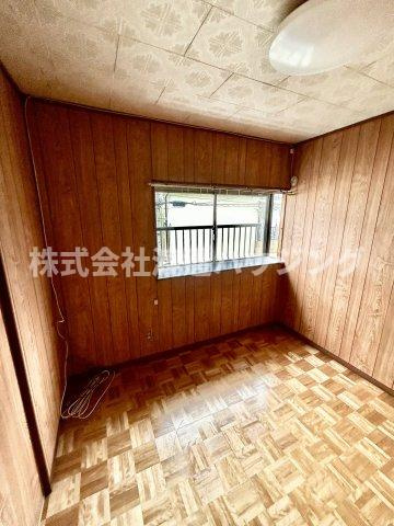 東山町一戸建のその他|窓