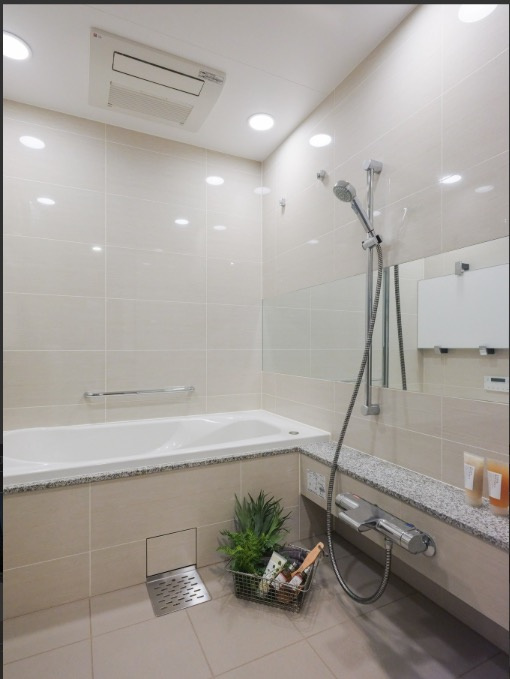 ★仲介手数料無料★Brillia　ICHIBANCHO（千鳥ヶ淵公園近くにあり、自然が感じられる住環境）の浴室