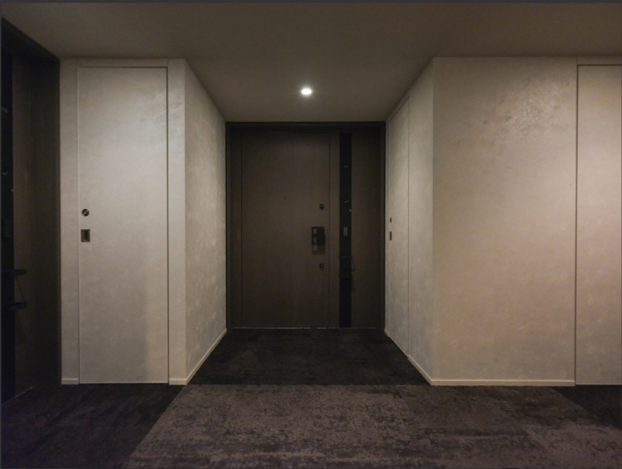 ★仲介手数料無料★Brillia　ICHIBANCHO（千鳥ヶ淵公園近くにあり、自然が感じられる住環境）の玄関