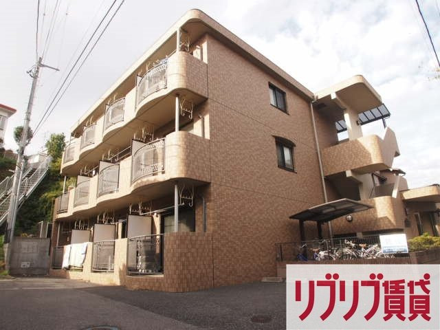 グランメゾン椿森の外観