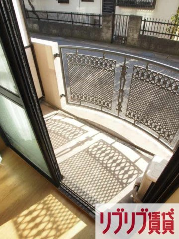 グランメゾン椿森のバルコニー