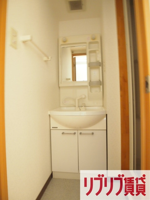 グランメゾン椿森の独立洗面台