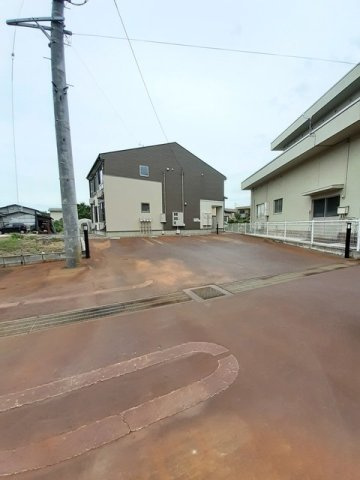 イリーデ・セレーノⅠの駐車場