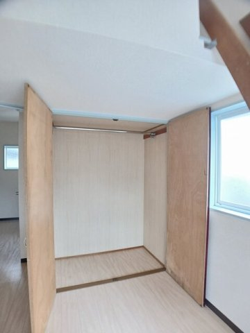 バーン荒町Ｂ棟の収納