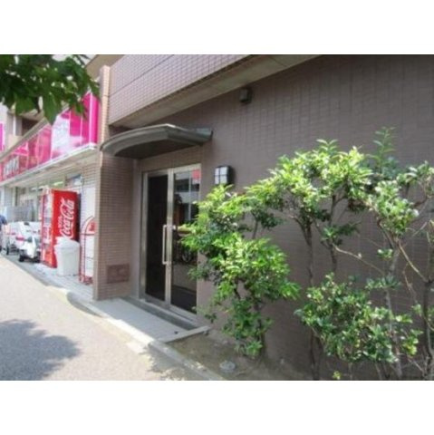 リベール学芸大学のエントランス