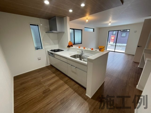 厚木市関口新築戸建て　1号棟のキッチン|キッチン施工例