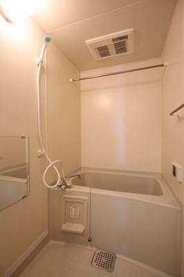 浴室乾燥機・追焚のあるバスルーム