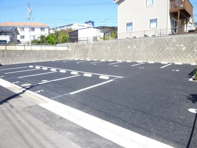駐車場要空き確認