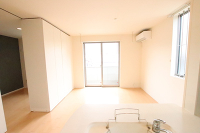 （照明は設備ではありません)