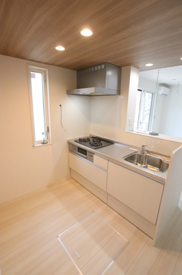 3口コンロ付システムキッチン♪