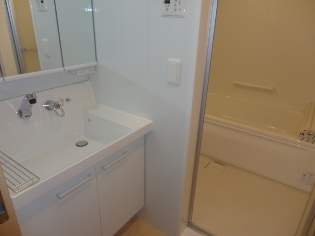 ソレアードすみれ野1の内装