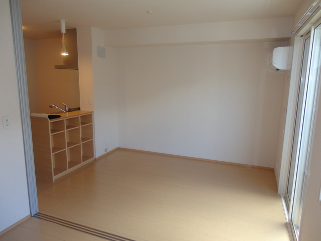 ソレアードすみれ野1の内装