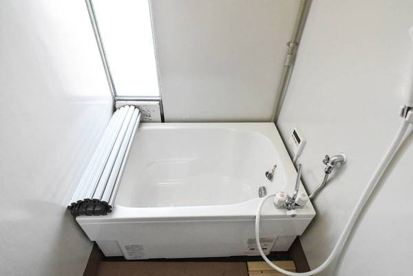 ビレッジハウス宮成1号棟の浴室|ビレッジハウスの同一物件・同一タイプの間取りの写真です