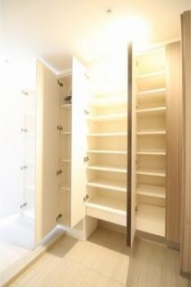 【玄関】 | ドゥーエ月島Ⅱ