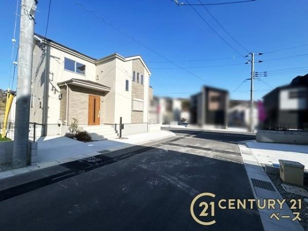 生駒市萩の台 Ｉ号地 ／新築一戸建の前面道路含む現地写真|■現地撮影写真■落ち着いた雰囲気の場所です！