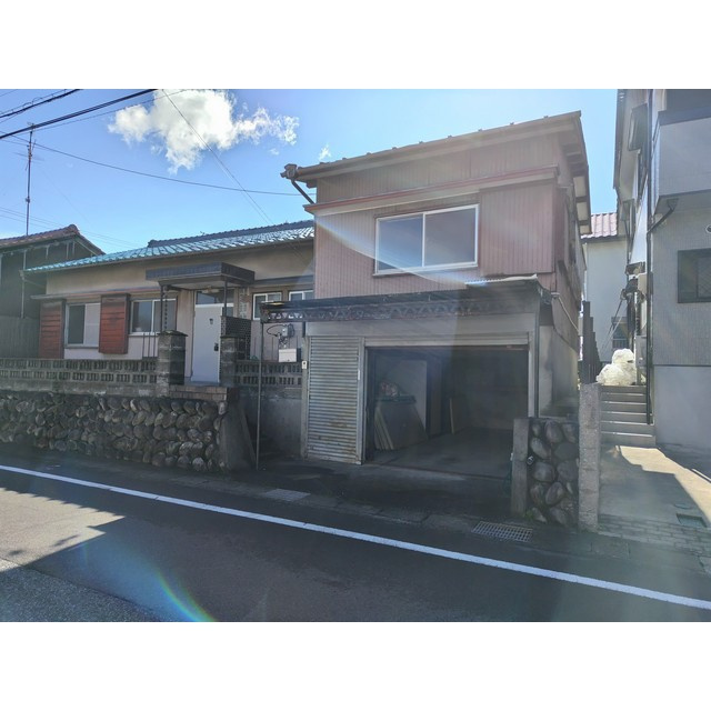 瑞穂市牛牧の一戸建て