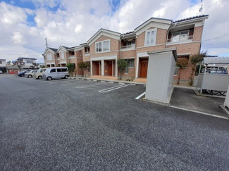 【駐車場】 | リリエンハイム　Ｂ