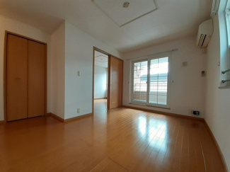 【居間・リビング】 | リリエンハイム　Ｂ