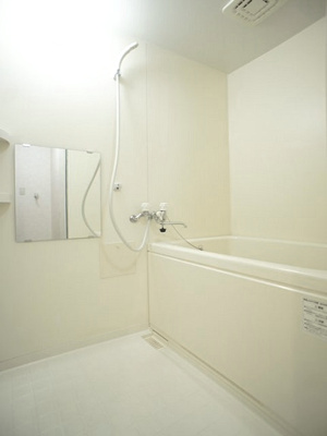 【浴室】 | シャン・ド・フルールⅠ | ゆったり過ごせるお風呂です♪