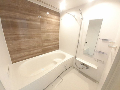 【浴室】 | リバティ１７Ｂ