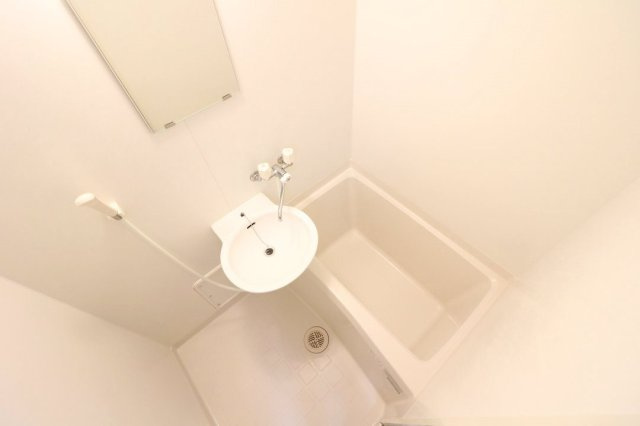 レオパレス都賀川の浴室