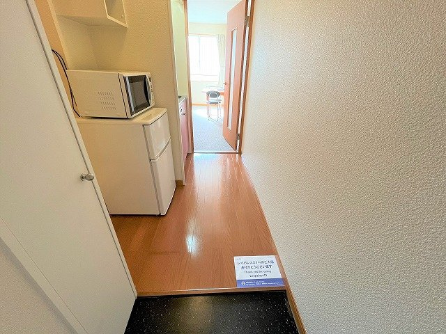 レオパレスＰａｄｄｙｆｉｅｌｄの玄関