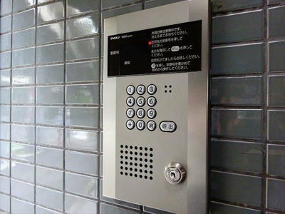 【エントランス】 | ベルヴィカワダ