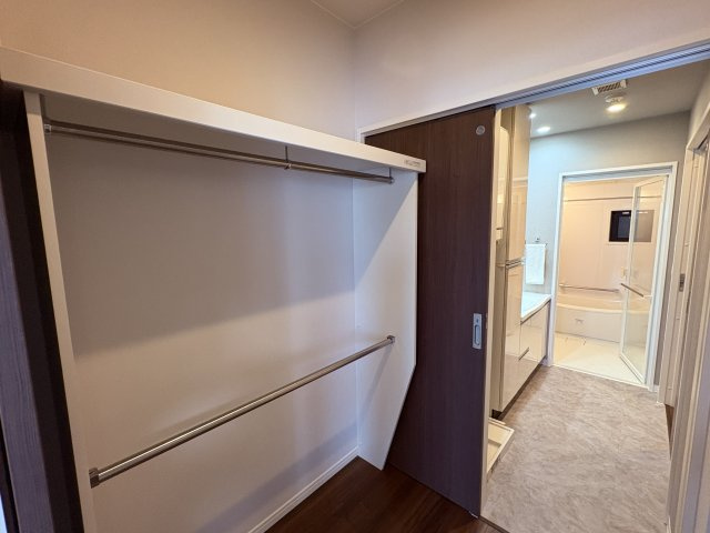 グランデ・プレミアムビスタ野嵩EASTの収納