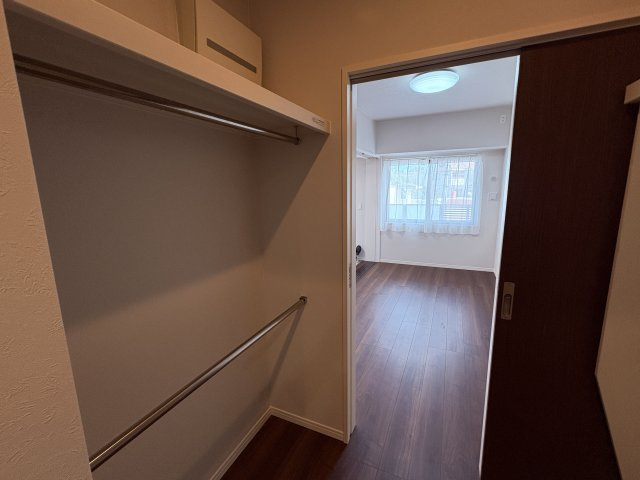 グランデ・プレミアムビスタ野嵩EASTの収納