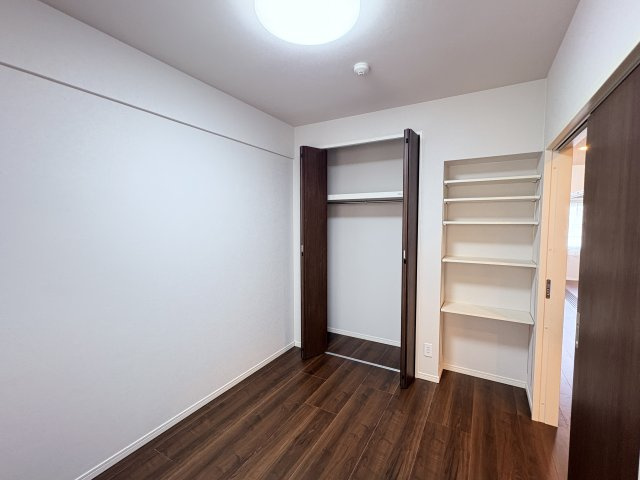 グランデ・プレミアムビスタ野嵩EASTの収納