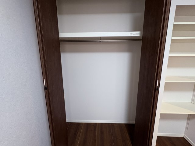 グランデ・プレミアムビスタ野嵩EASTの収納