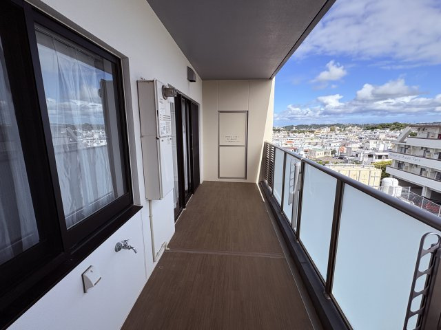 グランデ・プレミアムビスタ野嵩EASTのバルコニー