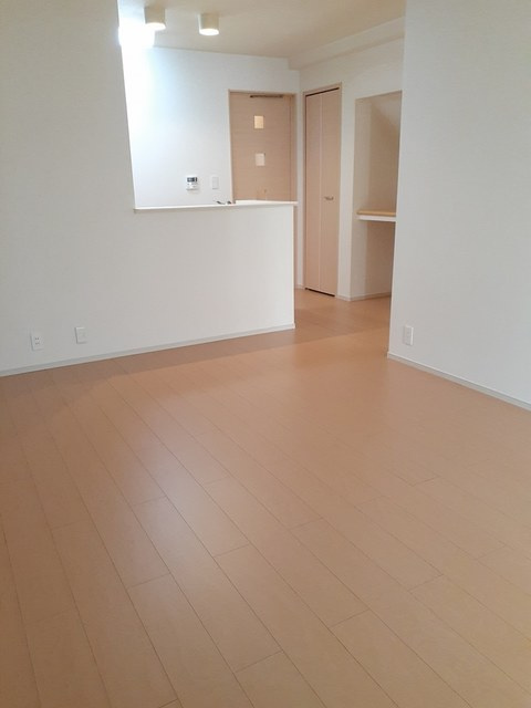 ルピナスAの居間・リビング