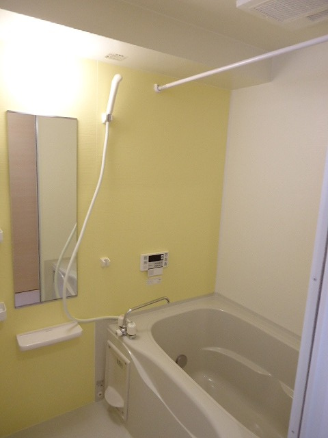 ルピナスAの浴室