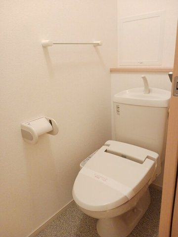 サニーユニゾン　Ａ棟のトイレ|落ち着いた色調のトイレです