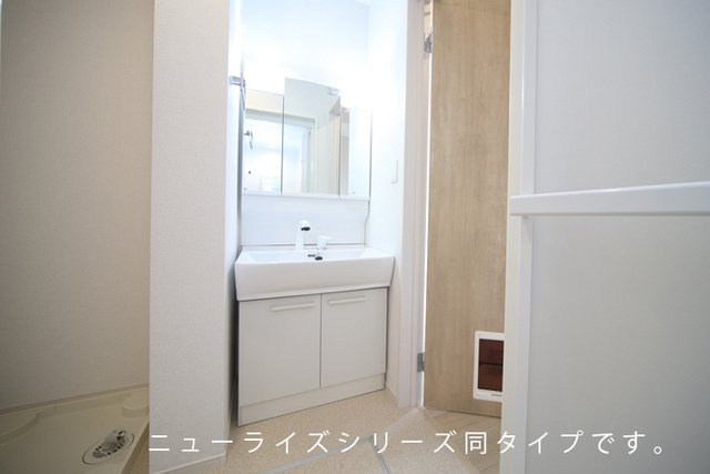 広白岳２丁目アパートＡの洗面所|洗面所です