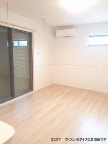 ウィズの居間・リビング|ゆったり過ごせるリビングです