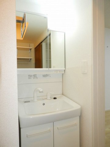 ノースの洗面所|脱衣スペースもあります