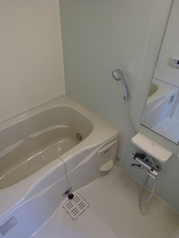 フィオーレヒルⅣの浴室|お風呂です