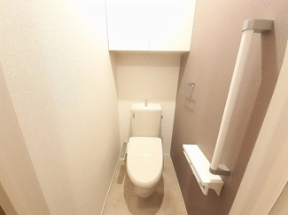 【トイレ】 | ＫＥＳＨＩＫＩ　Ｈａｌｕ | 落ち着いた色調のトイレです