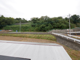 【展望】 | 甲府市下向山町 平成5年築 内外装一新 南東角地 車2台 | 2階より北東側を望む